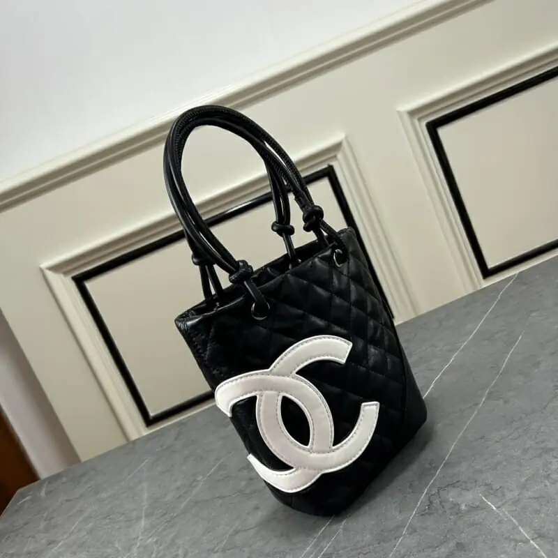 chanel aaa qualite sac a main  pour femme s_11b31041